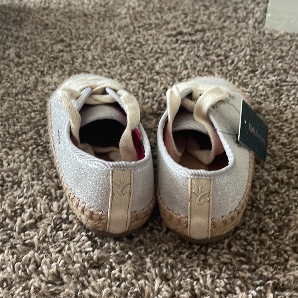 Emu Australia shiny shoes - Picture 3 of 4